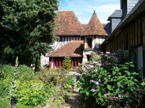 Hotels in Saint-Aubin-De-Bonneval